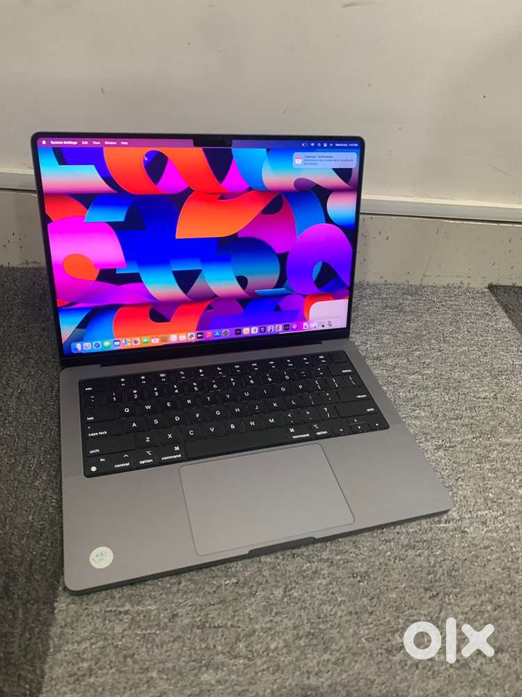 Apple MacBook Pro M2 Pro 2023 (14inch) 16GB 512GB Warranty
