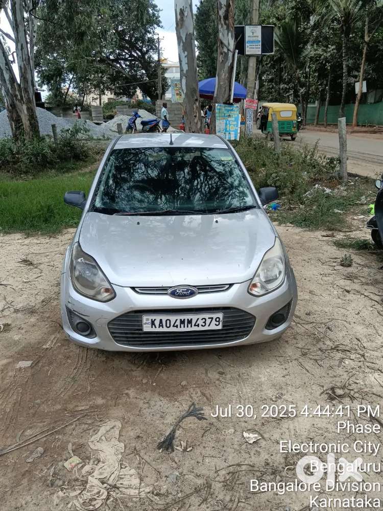 Veri good very good condition don't call spinny and car 24