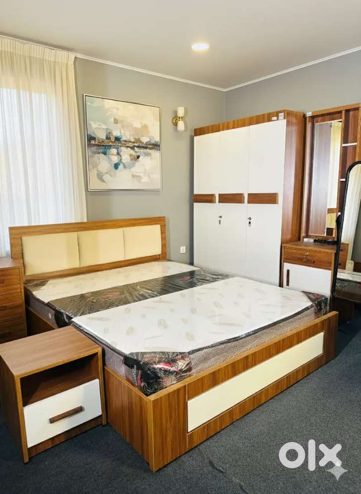 Premium UV bedroom set special offer price. Warranty 1 yeara