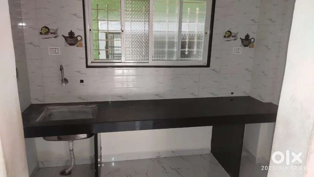 1 RK available on rent at near phursungi bus stop.