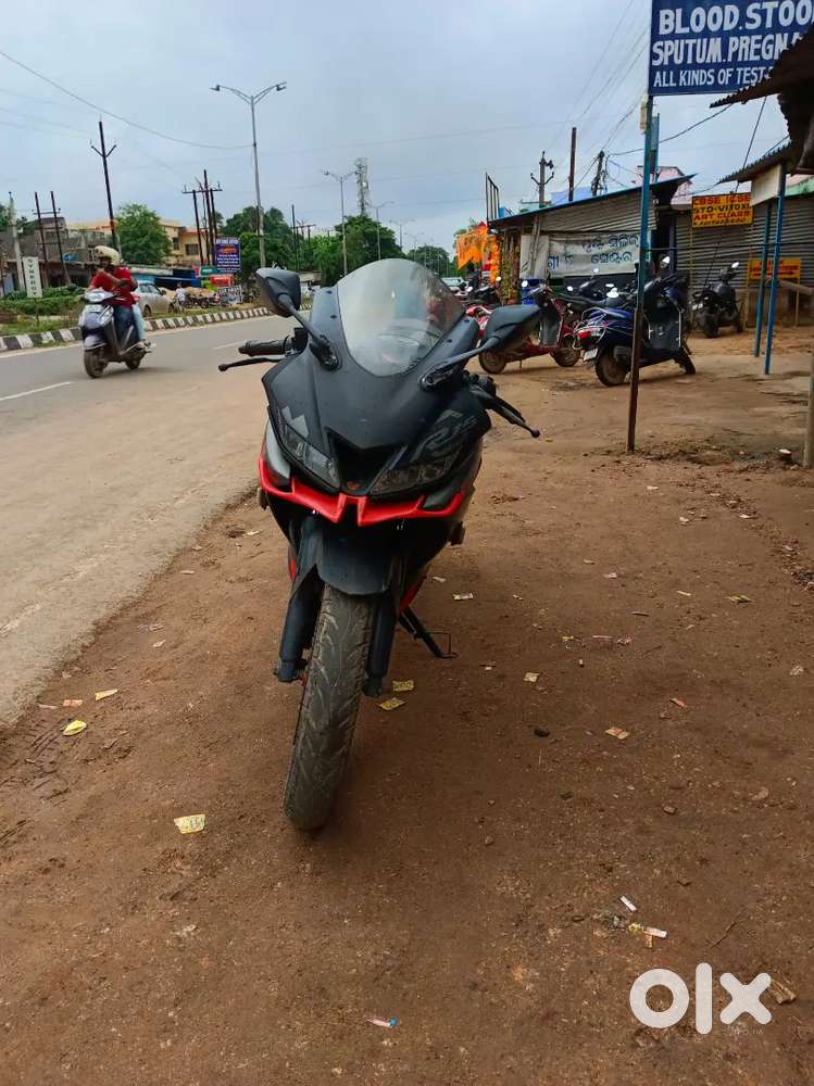 Yamah R15 V3 With Well Condition