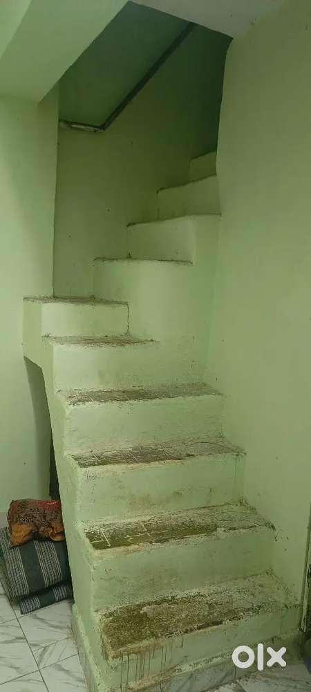 1 BhK with nice terrace available for rent near SONY SPORTS SHIV GULLY