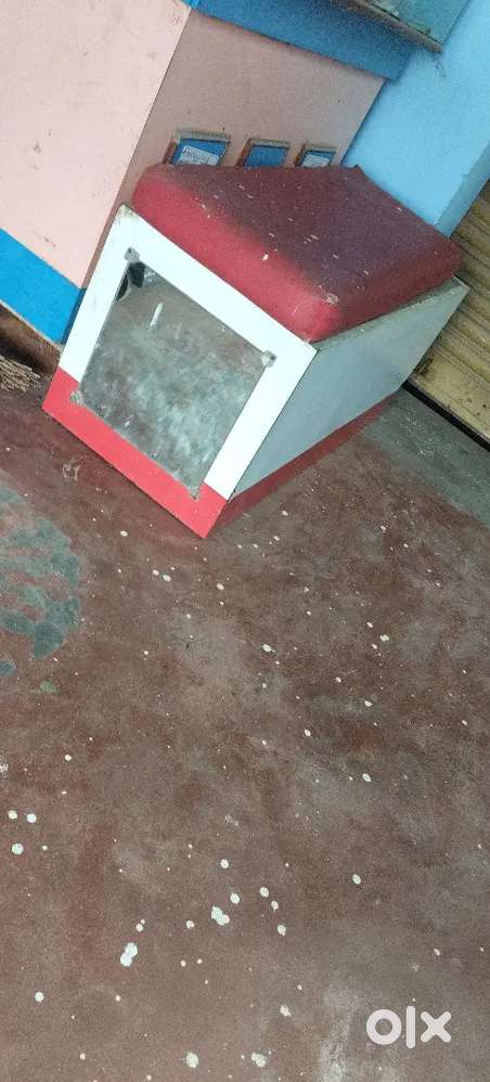 Setting table and computer rake for shop