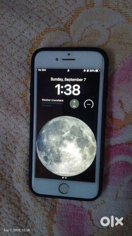 I phone 8 good condition phone