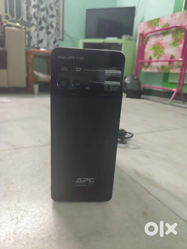 UPS APC Back-UPC1100VA / 660W, 230V