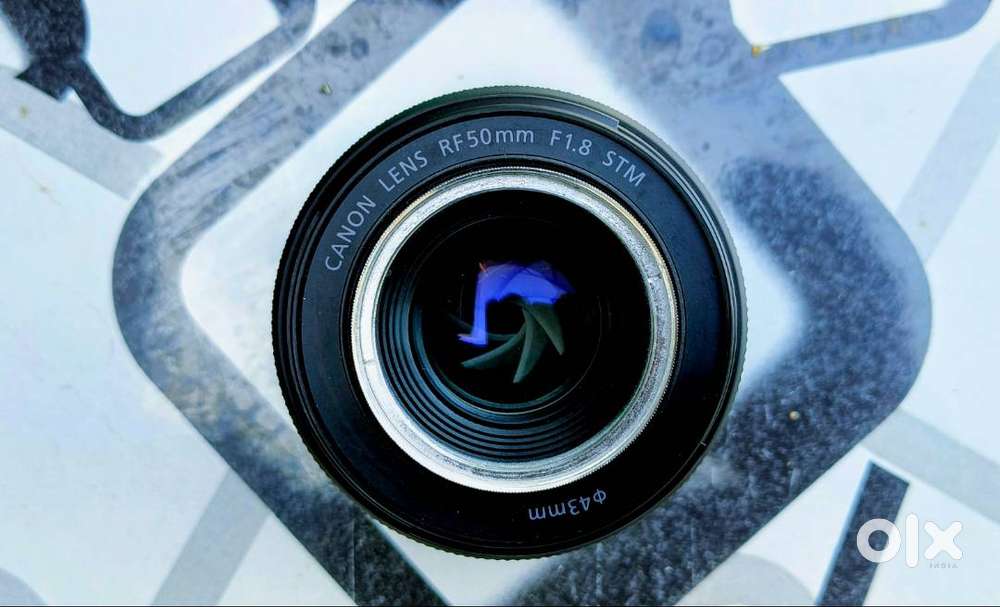 Canon 50 mm RF lens
