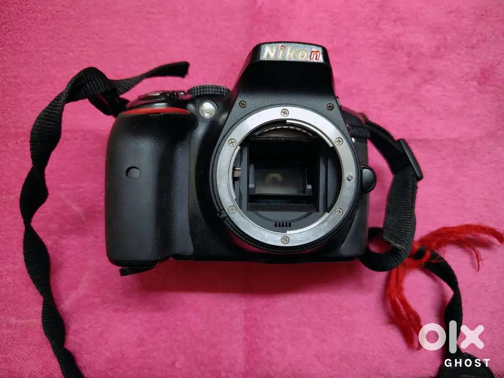 NIKON LENS 70-300 MM AND 18-55 MM LENS WITH FREE D5300 BODY