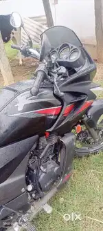 Hero karizma R