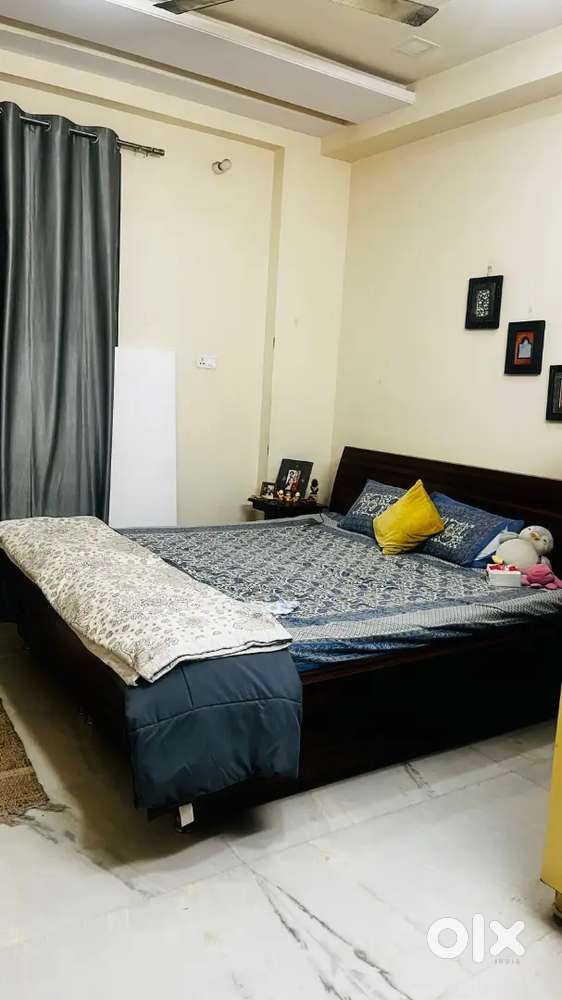 Sharing flat available in malviya for boy