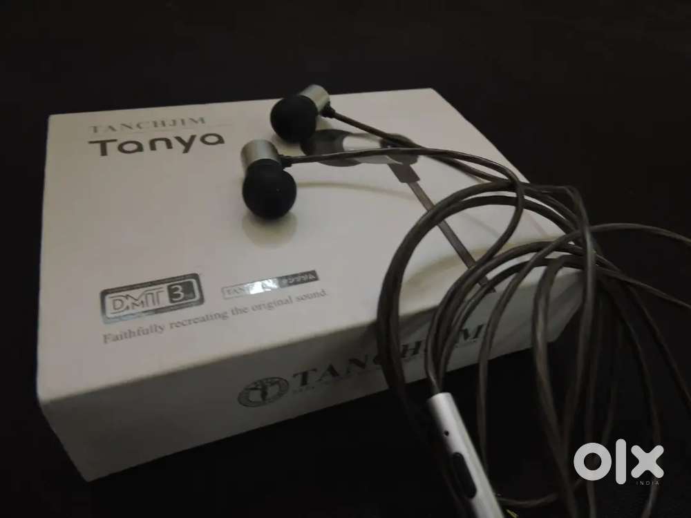 IEM and Audiocular m302