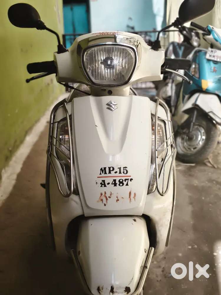 Suzuki Access 125 Disk variant