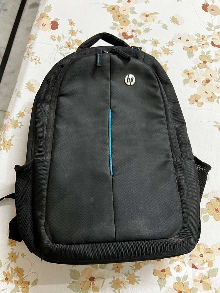 HP laptop with Bag in excellent condition