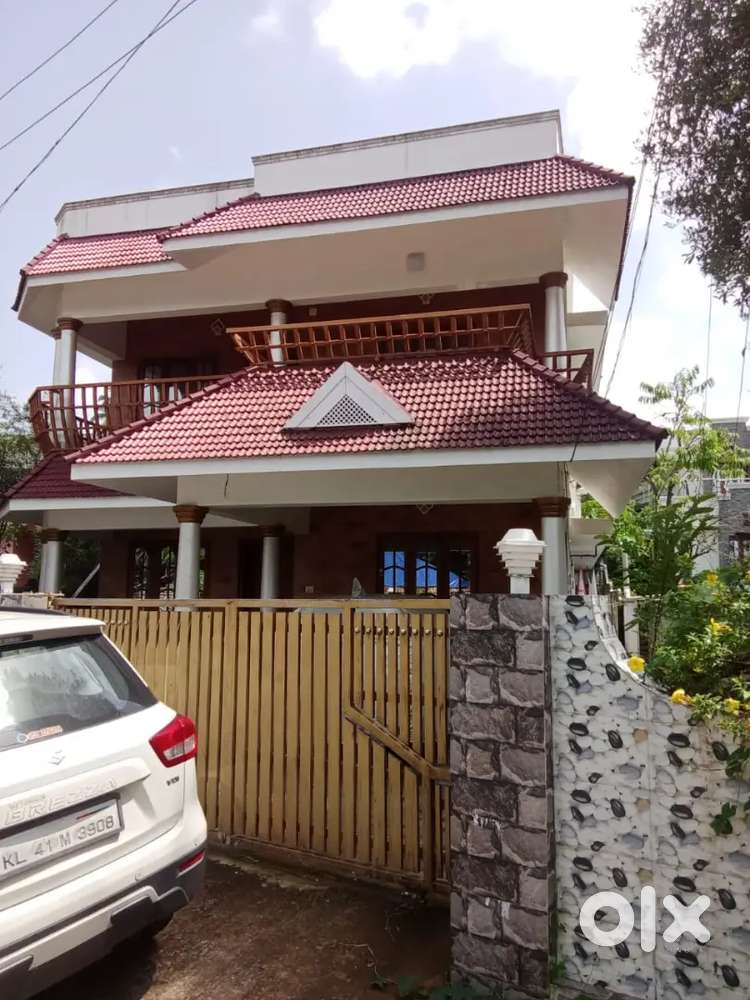 7bhk villa near aluva ragagiri hospital busroot 400mtr