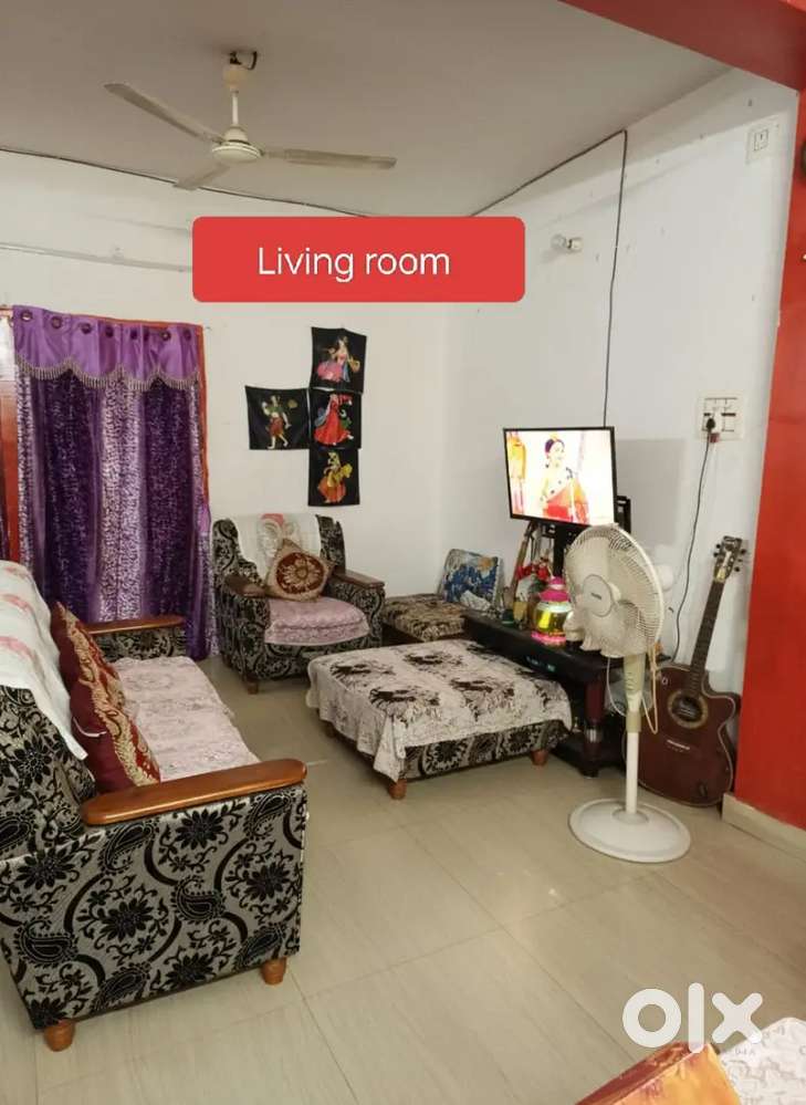 2bhk flat for rent on road