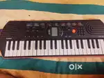 Casio SA-76 keyboard with bag