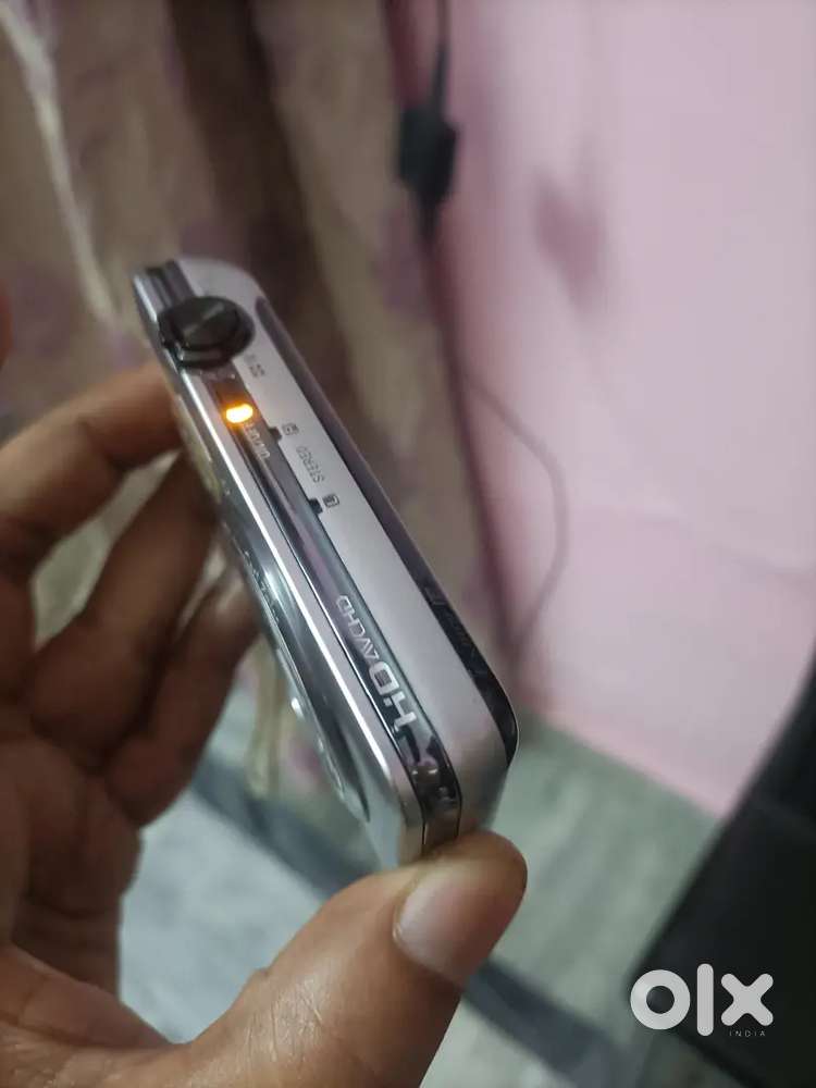 Sony cyber shot camera