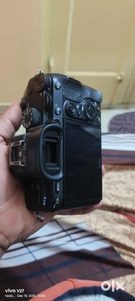 SONY 7M3 ONLY BODY.