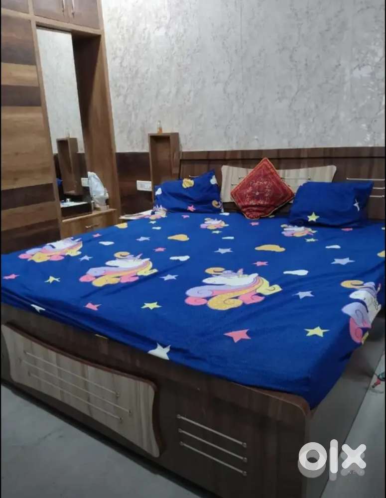 Rent for Male Co-tenant, preferably married