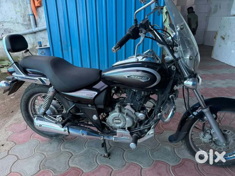 Bajaj Avenger Cruise 220 Showroom Condition