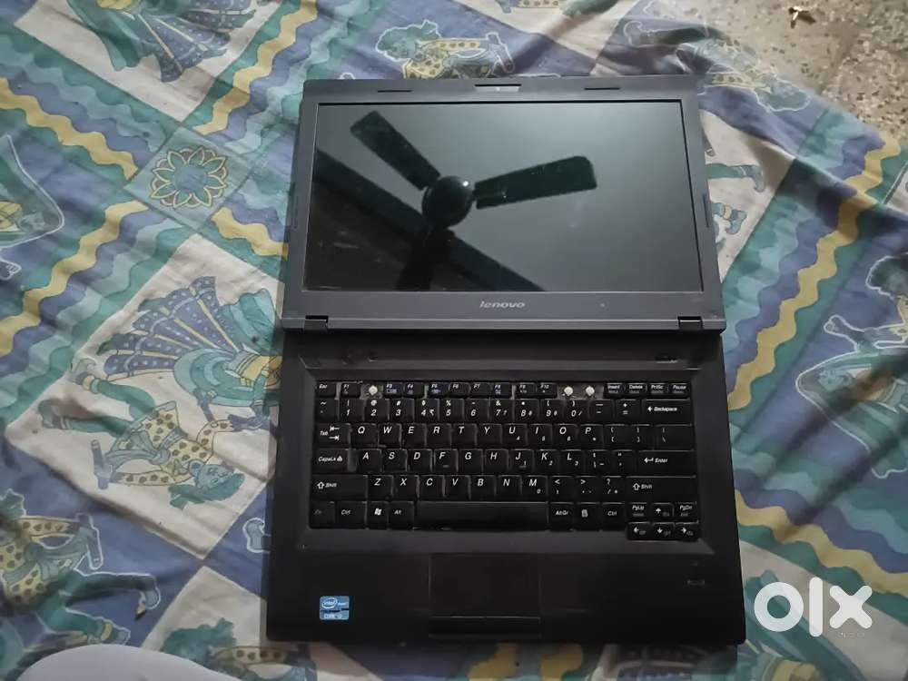 This the lenevo E49 model i3 (2nd generation)2gb ram 400gb storage