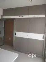 શિવાજી સર્કલ નદકુવર  બા કોલેજ ની પાછળ  જ