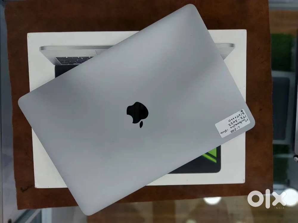 Macbook Pro M2-2022