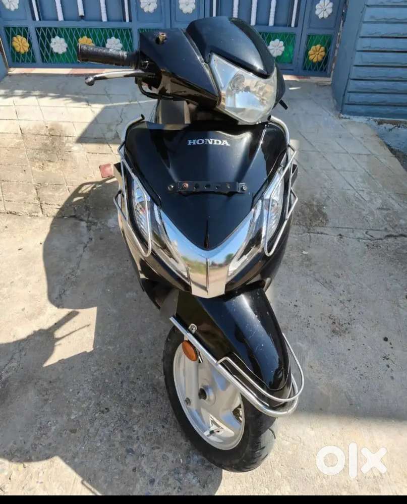 Honda Activa 2018 1st owner  available  Avon condition