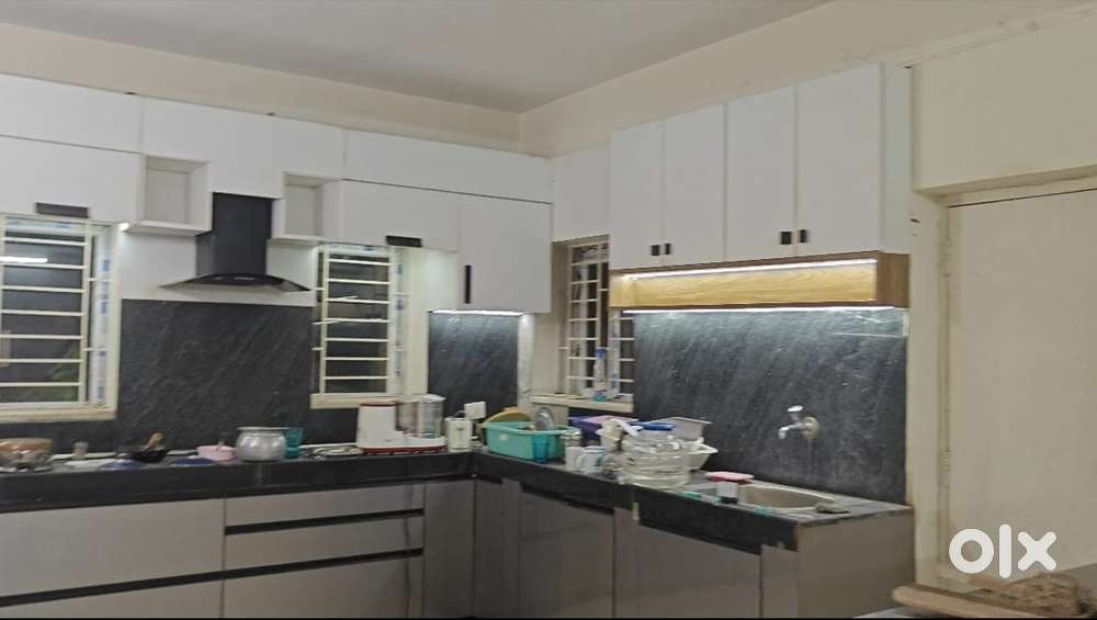 Houst for rent, flatmates