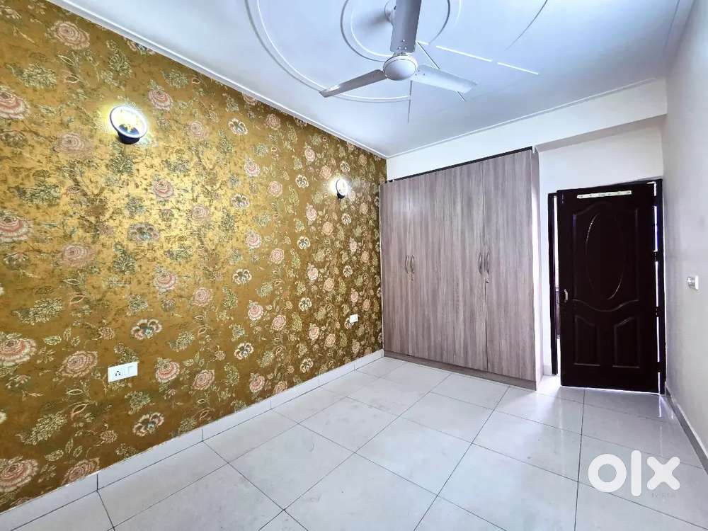 Very Beautiful 2 Bhk Flat In Gated Society Near Panchkula
Cover Parkin