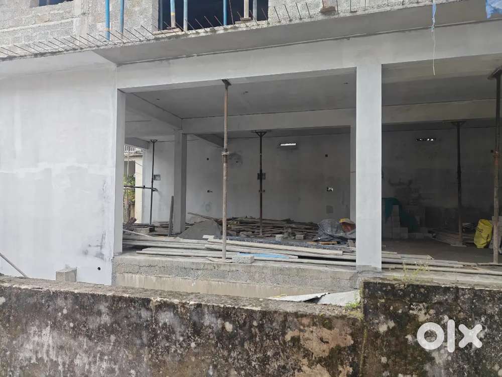 Vyttila near goldsock office space/ godown space for rent 1000 sq feet