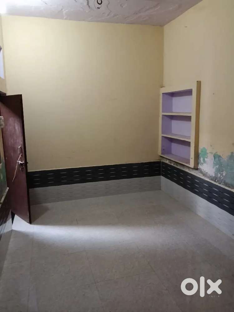 Room for rent in brij vihar colony madarpur road bharatpur