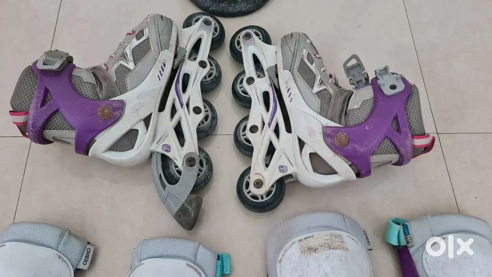 Decathlon Oxelo inline skates with full gear and helmet and bag