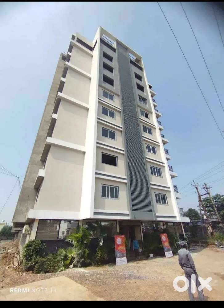 2 bhk फ्लैट रेंट मे देना है लोकेशन भाटागाओ संतोषी नगर के पास आएगा