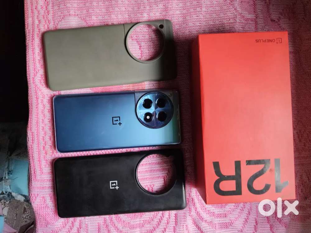 OnePlus 12R 8GB 128GB only 7 month old bill box everything available