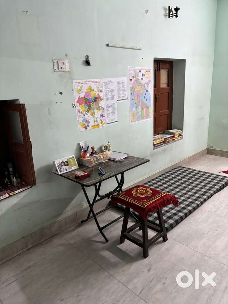 Need a female roommate (I’m girl and mujhe ak girl roommate chahiye)