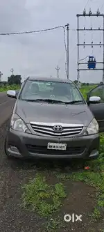 Toyota Innova 2011 Diesel Well Maintained
