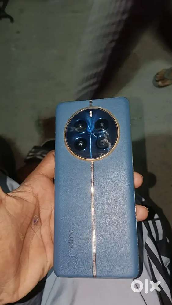 Realme 12 pro 5g abi bas 10se 11mahin huye he ok cadition me he