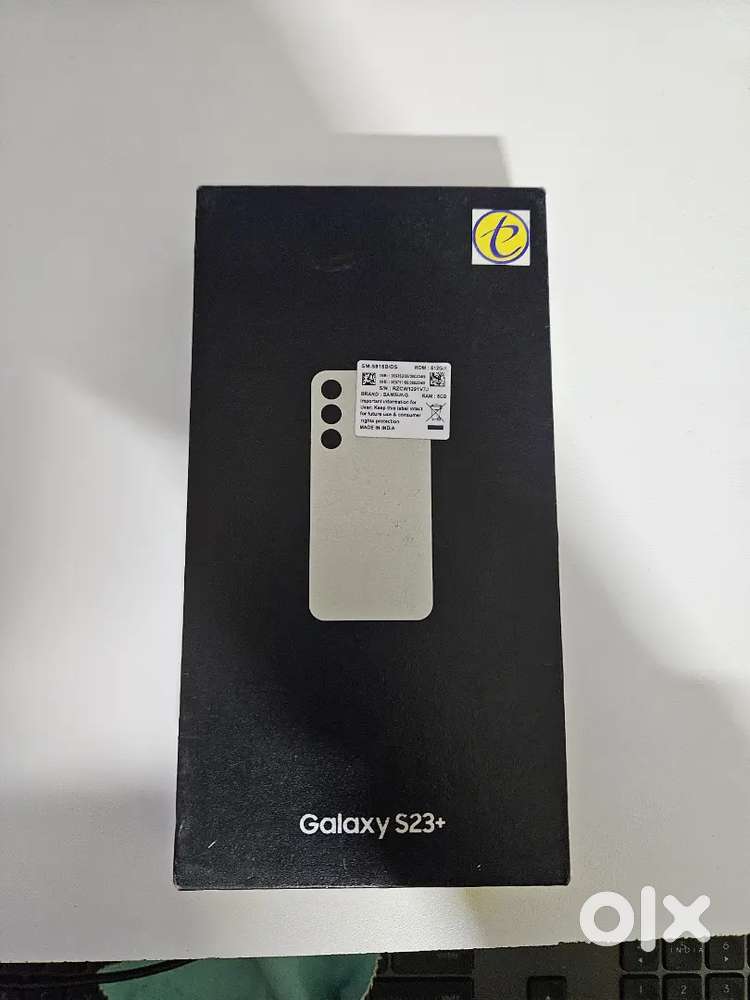 Samsung Galaxy S23 Plus - 8GB/512GB (क्रीम कलर)