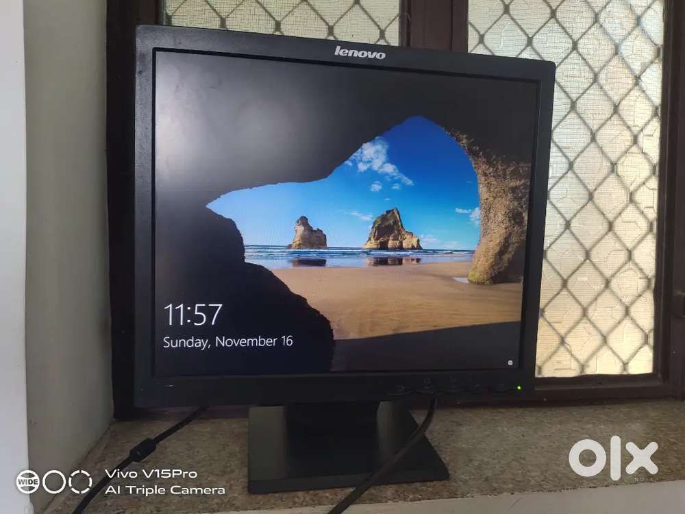 Lenovo 17inc computer