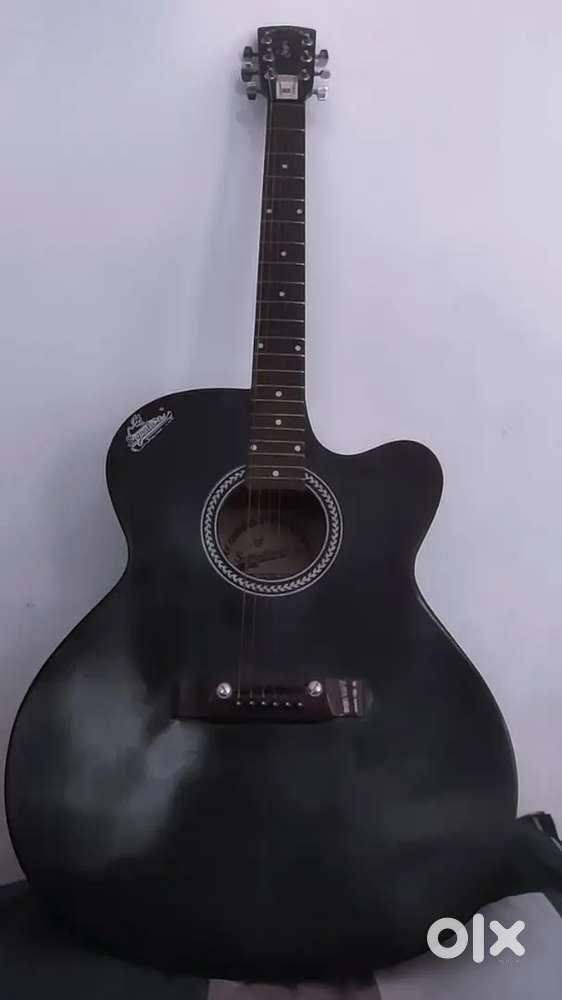 Signature guitar acoustic