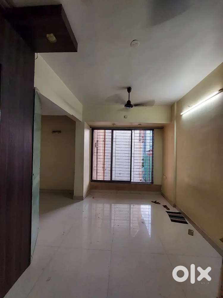 2bhk Semi Furnished Available for Sale in Seawoods Navi Mumbai