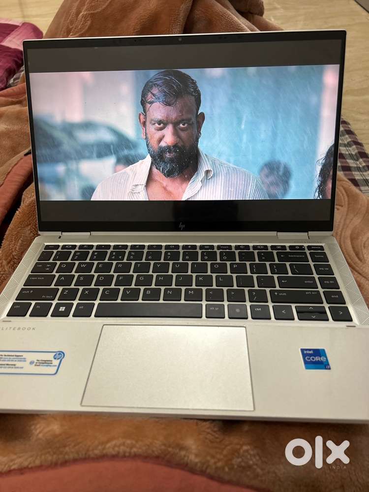 Hp i7 1040GB Full touch screen