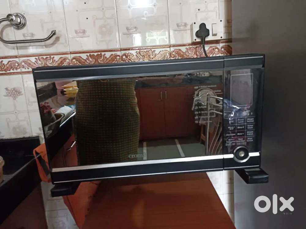 Microwave with Convection oven 2 in 1 with accessories