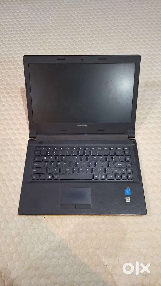 Lenovo B40- 80 (Pre-owned) 4GB RAM  128GB SSD + 500GB HDD Good Cond