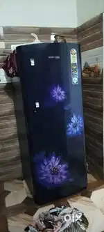 new condition fridge