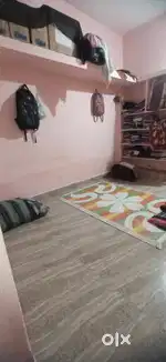 Room sharing for women's