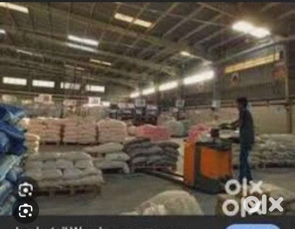 Grocery werehouse packing