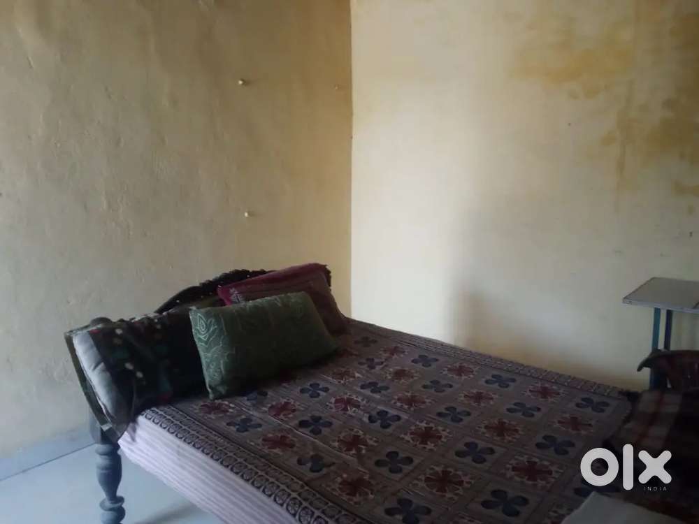 Rental property for coaching institute, tution classes etc .