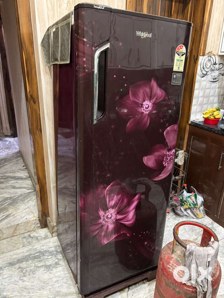 Whirpool refrigerator single door