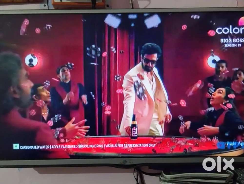 L. G 32 inches LED T. V